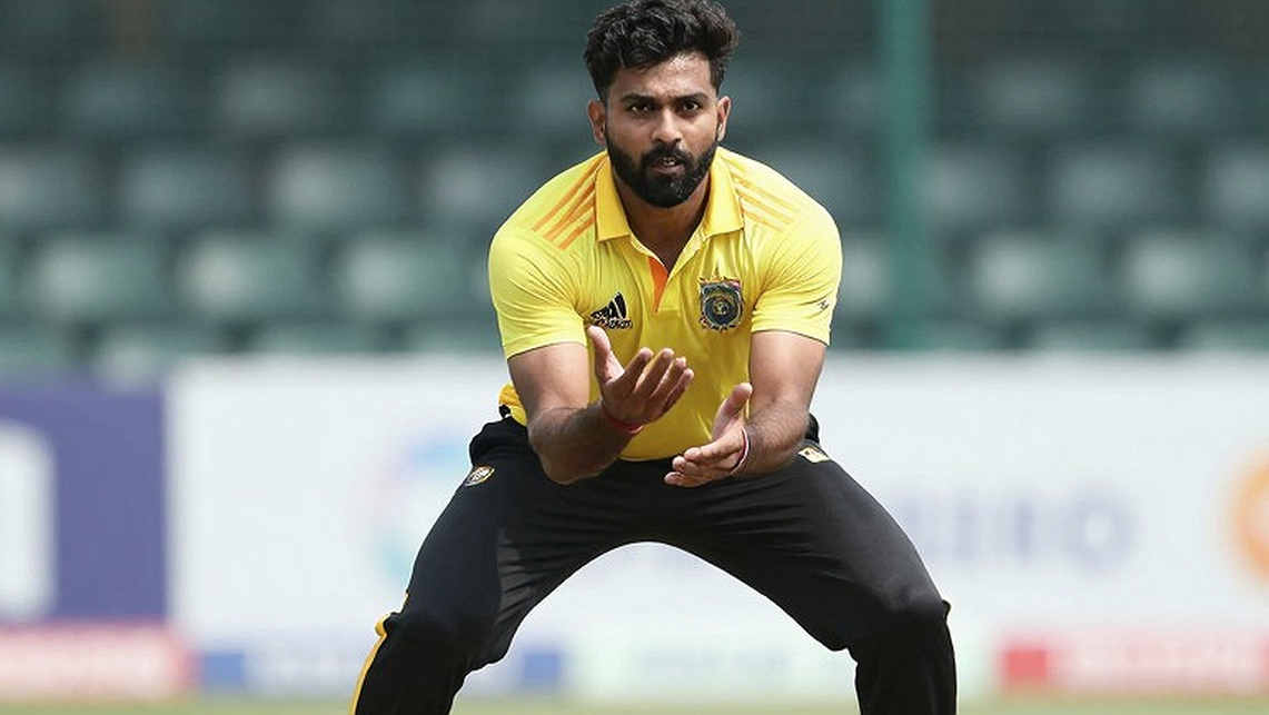 রাওয়ালপিন্ডির ফ্ল্যাট ডেকে ১১৪ বলে ব্রুকের ২০০: রেকর্ডটা সত্য, গল্পটা এখনো অসম্পূর্ণ