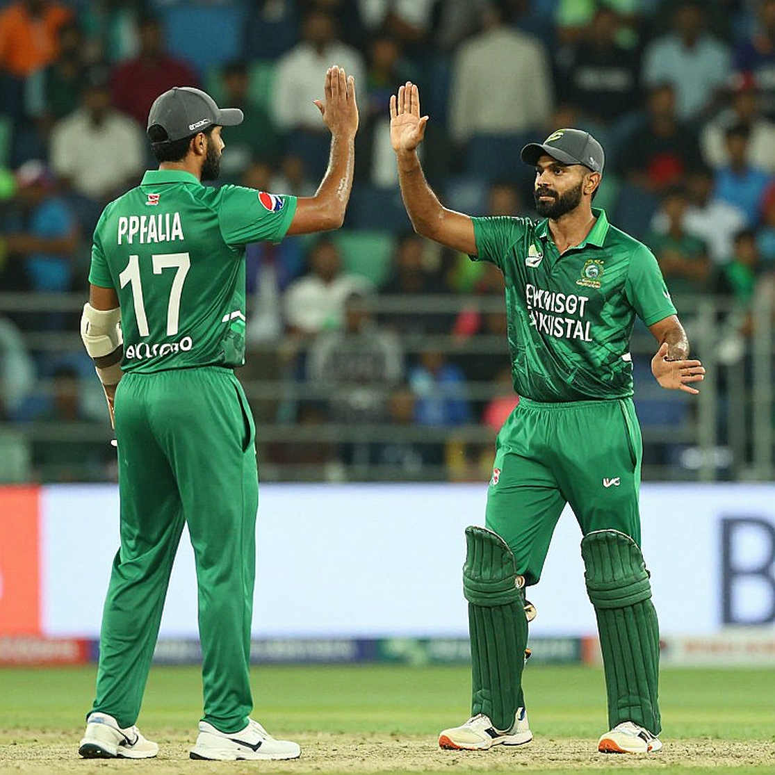 টোকেনের বাজার, ফাঁকা গ্যালারি: এশীয় ক্রিকেটে ব্লকচেইন কী কিনছে, কী হারাচ্ছে