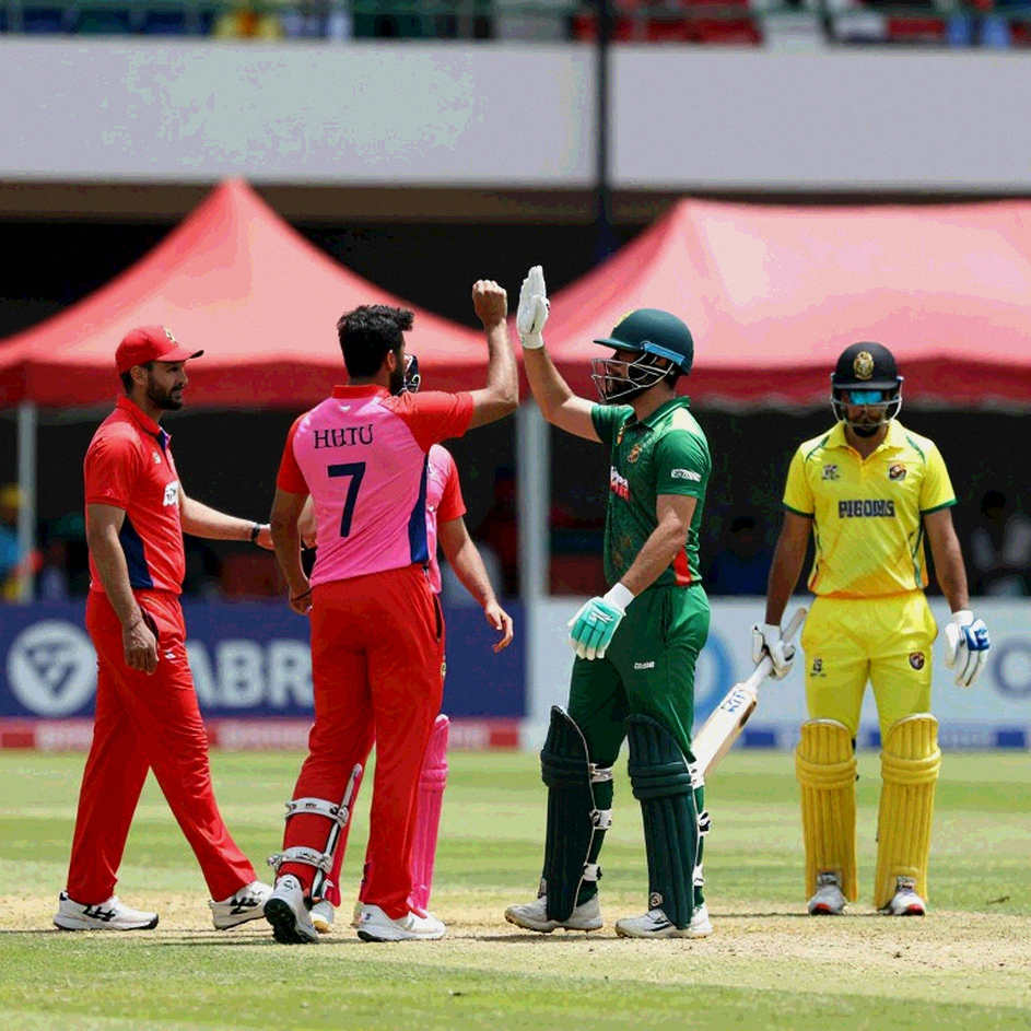 ট্রান্সফার উইন্ডোর কোলাহলে সিলেটের তরুণ পেসারের দাম আসলে কে ঠিক করে?